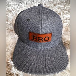 Tin & Steele Big Bro hat in charcoal gray (sz: 6m-3year)